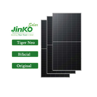 Pannello solare Jinko da 570 a 590 Watt Bifaciale Jinko Tiger Neo tipo N 72HL4-BDV per progetti