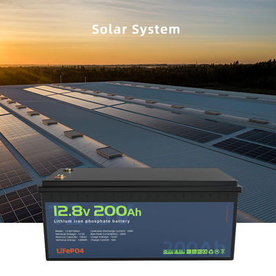 IP67 resistente all'acqua 24V 100Ah Batteria solare LiFePO4 con Bluetooth e materiale anodo LFP