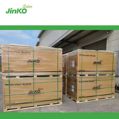 Modulo fotovoltaico monocristallino di livello 1 Jinko Pannelli solari 570w 575w 580w 585w 590w con casella di giunzione IP68