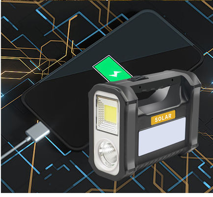 Kit di illuminazione a batteria solare per attività all' aperto portatile con torcia / power bank